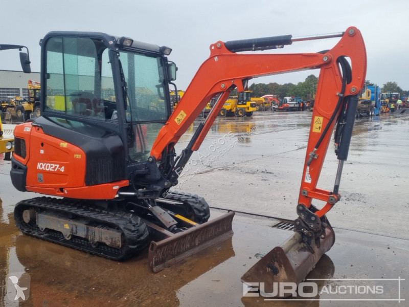 Lopatový nakládač Kubota KX027-4