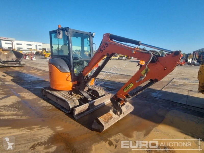 Lopatový nakládač Hitachi ZX26U-5A CLR
