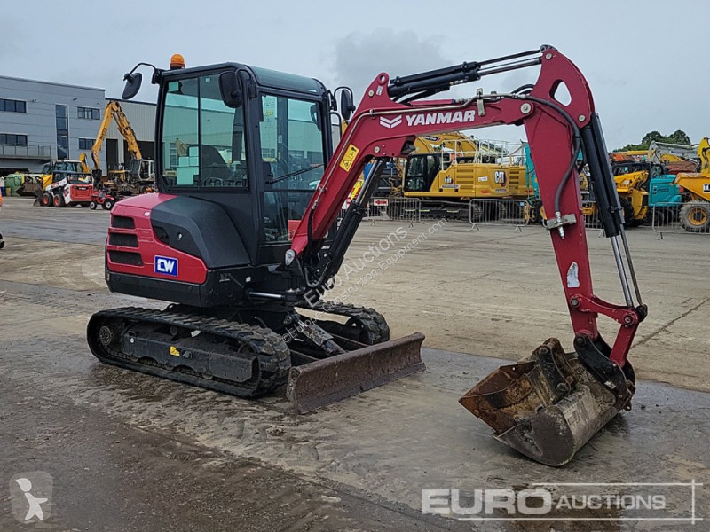 Lopatový nakládač Yanmar SV26