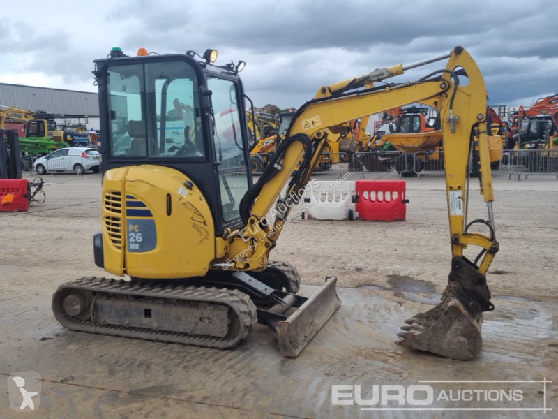 جرافة Komatsu PC26MR-3