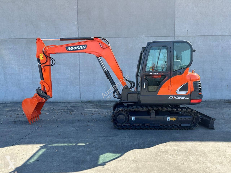 Skovel Doosan -9C