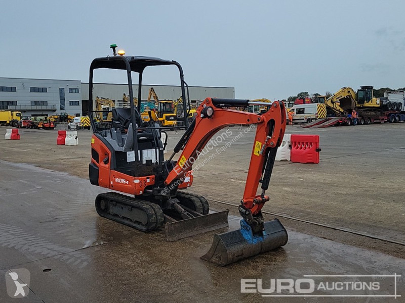 Lopatový nakládač Kubota KX015-4