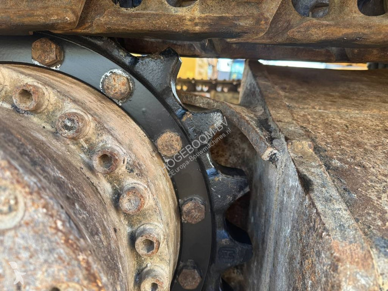 Escavadora Caterpillar