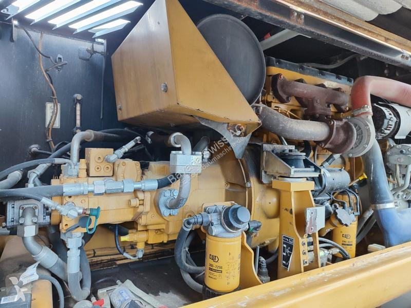جرافة Caterpillar D