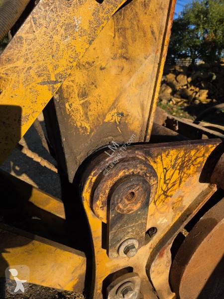 جرافة Caterpillar 2006
