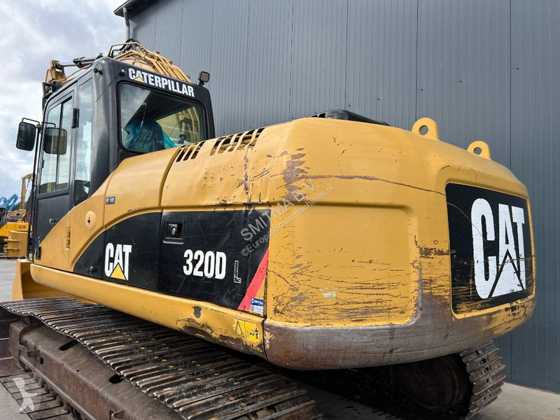 جرافة Caterpillar L