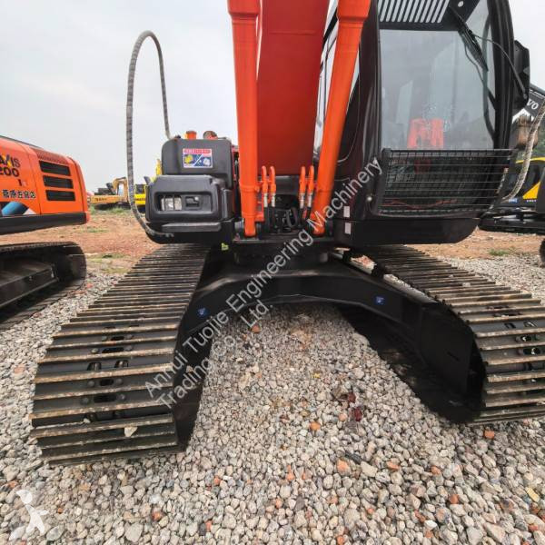 جرافة Hitachi ZAXIS 200