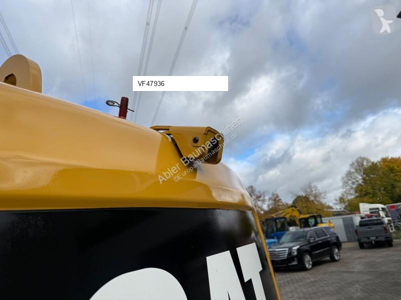 جرافة Caterpillar D