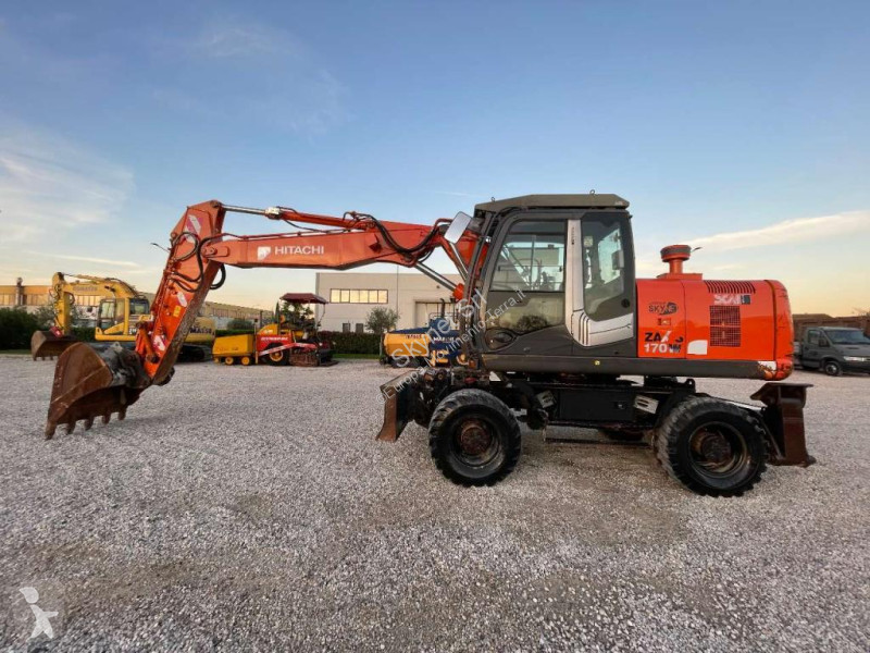 جرافة Hitachi ZAXIS 170W