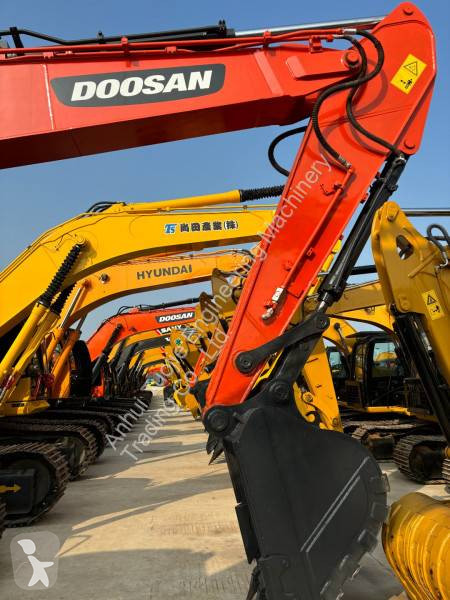 جرافة Doosan