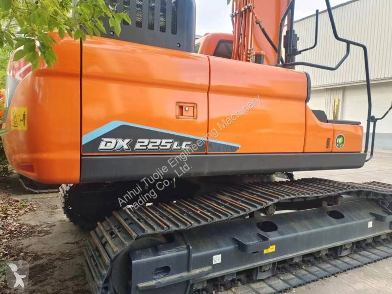 جرافة Doosan