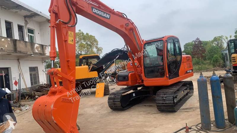 Rýpadlo Doosan DX150