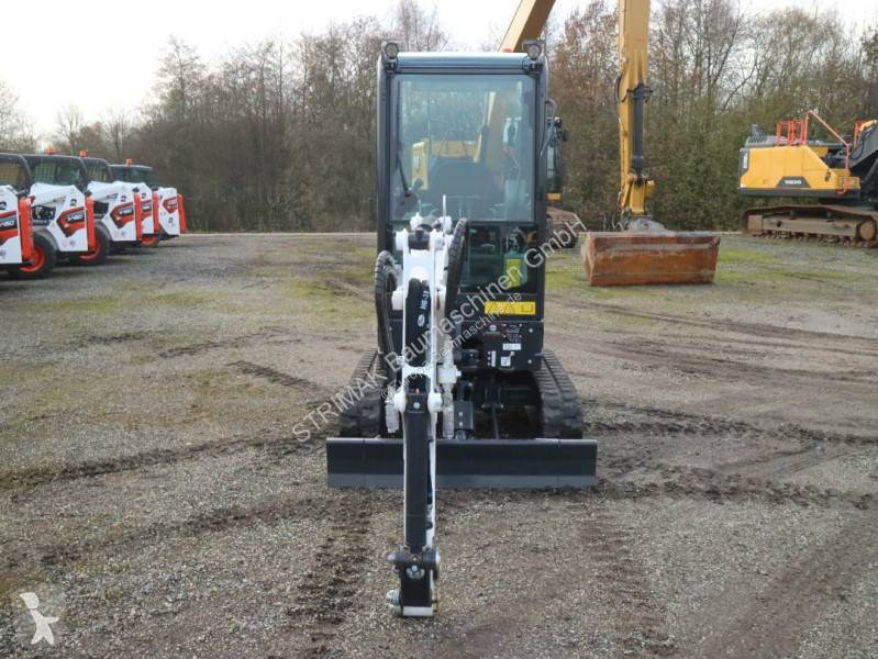 Lopatový nakládač Bobcat E19 R2