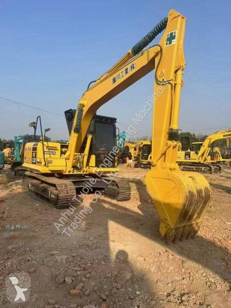 جرافة Komatsu