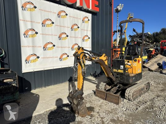 Lopatový nakládač Bobcat e08 à 9 900 € ht