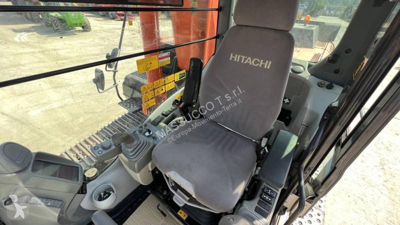 جرافة Hitachi 5B CMA