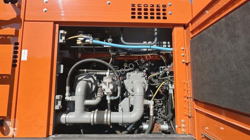 Rýpadlo Hitachi KMC750S-7