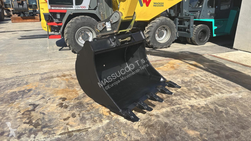 Rýpadlo Wacker Neuson EW100 4X4