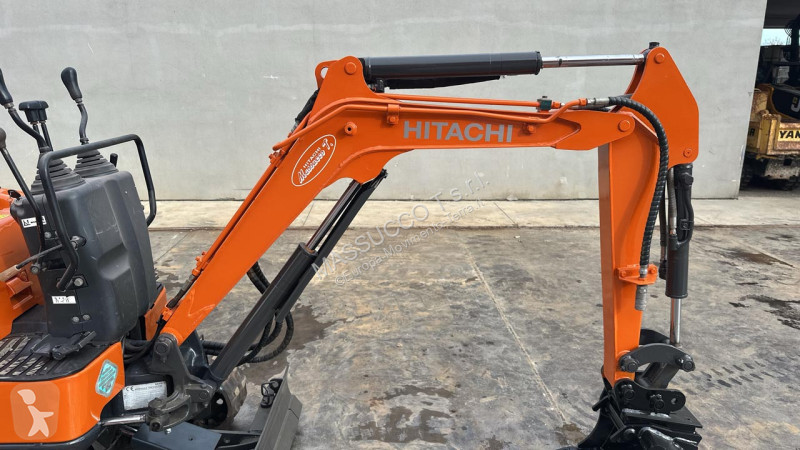 Rýpadlo Hitachi