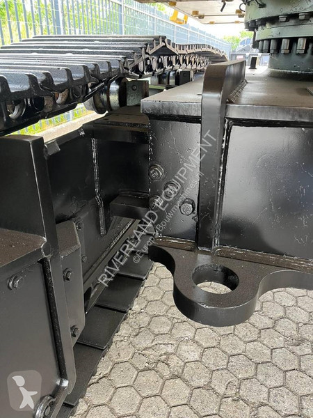 Rýpadlo Caterpillar UHD adjustable undercarriage