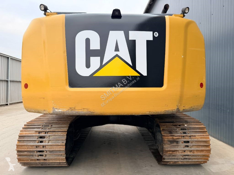 جرافة Caterpillar 320E