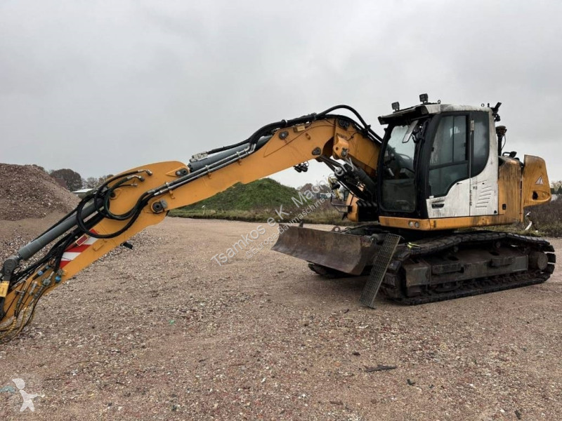جرافة Liebherr 914 Compact for parts breaking...