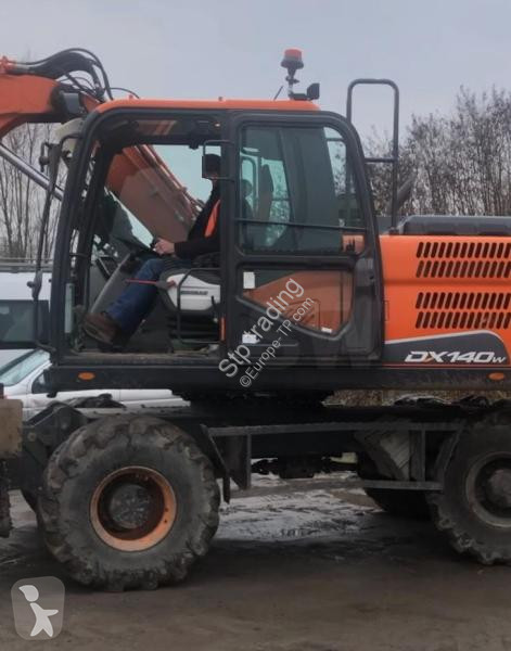 Rýpadlo Doosan 140W-5