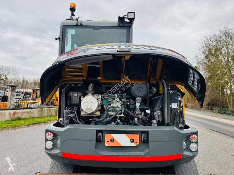 Rýpadlo Volvo  EW60E