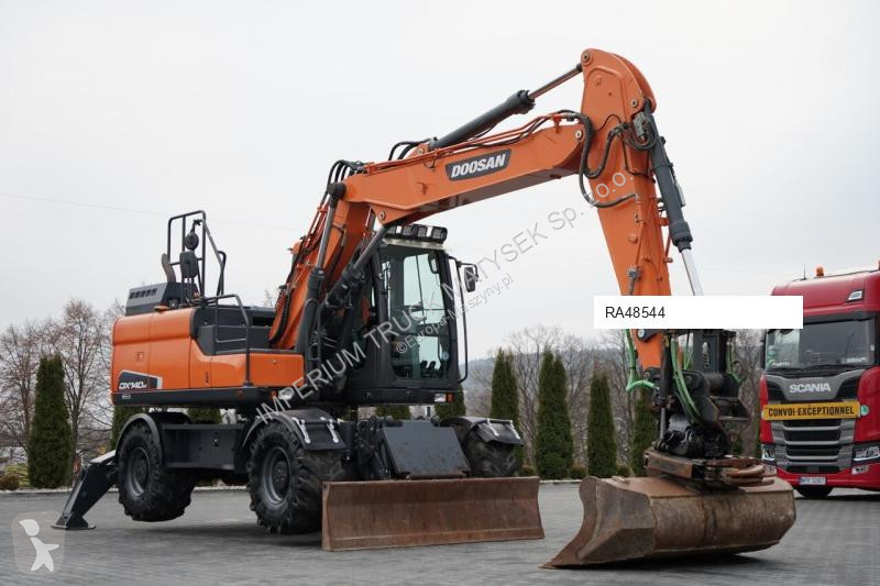 Lopatový nakládač Doosan 140W / KOPARKA KOŁOWA...