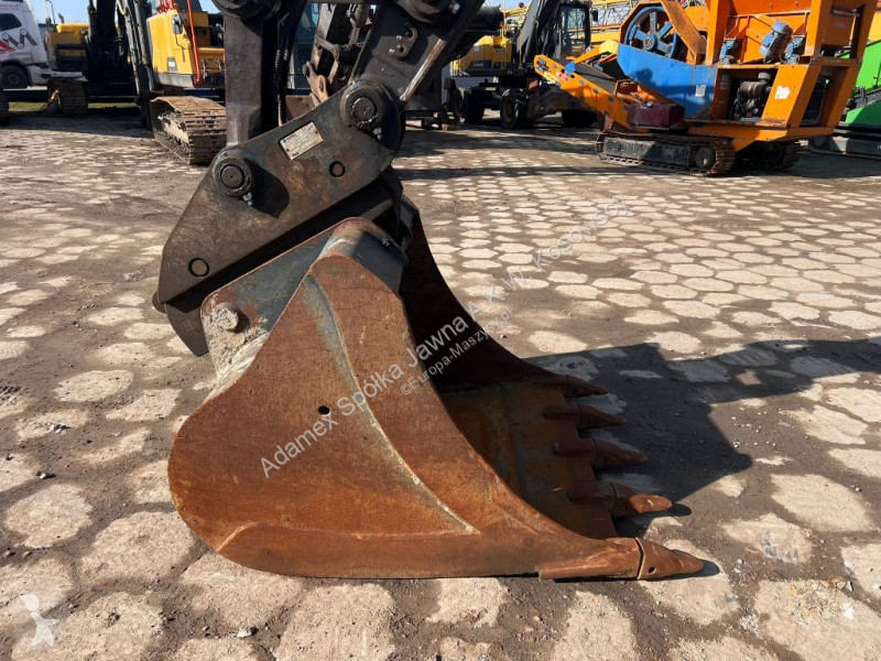 جرافة Volvo 140 EL
