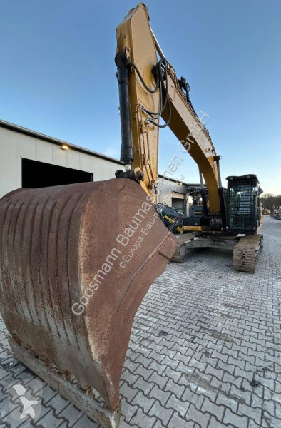 جرافة Caterpillar