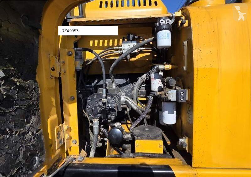 Rýpadlo JCB