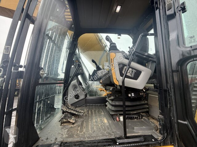 جرافة Caterpillar 320 Kettenbagger 22,1 Ton...