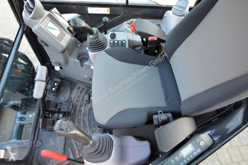 Rýpadlo Hitachi ZX 33 U-6 MTC