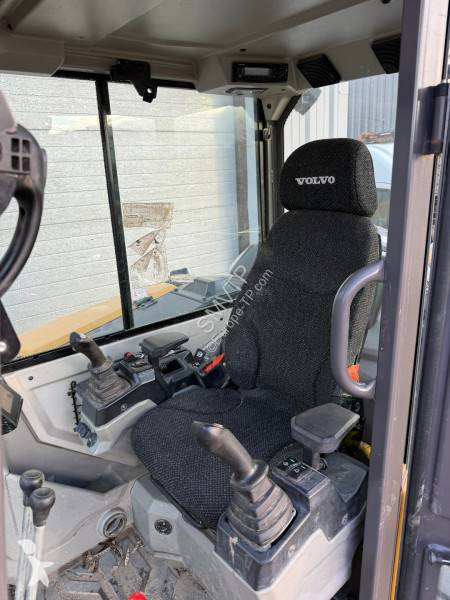 Skovl Volvo