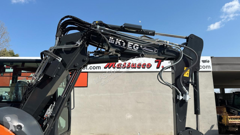 Rýpadlo Hitachi ZX63U