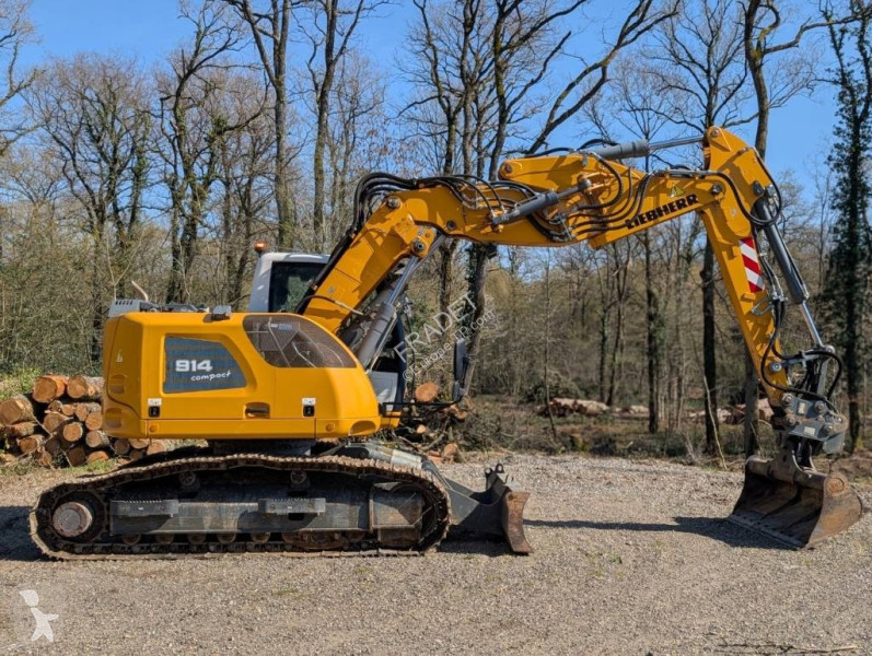 جرافة Liebherr Compact