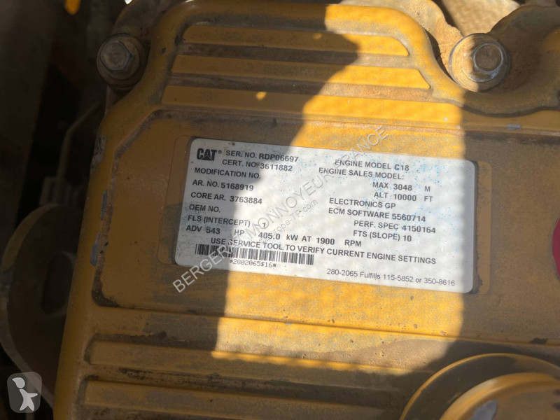 Rýpadlo Caterpillar 390F