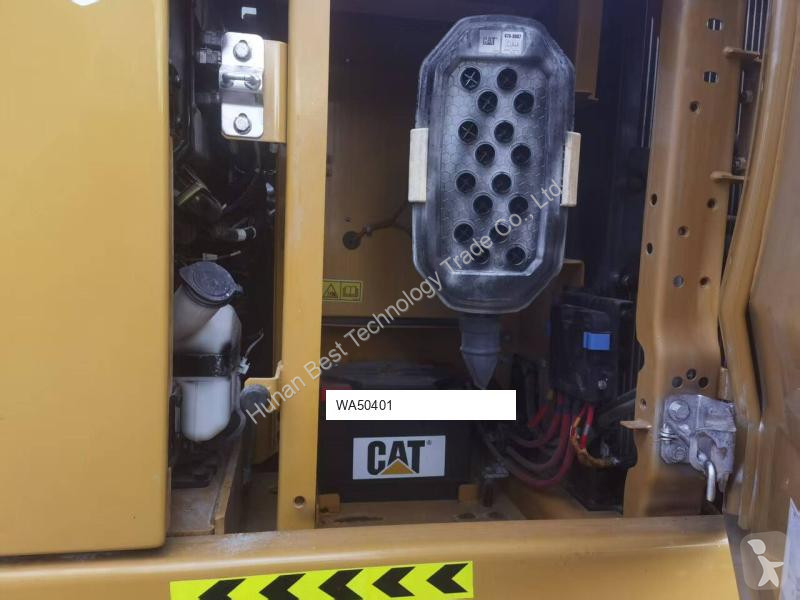 جرافة Caterpillar 320