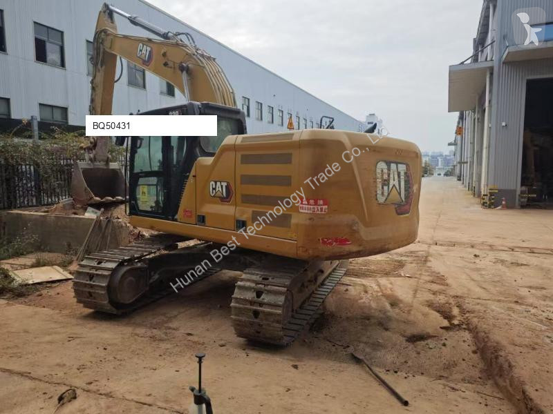 جرافة Caterpillar 320