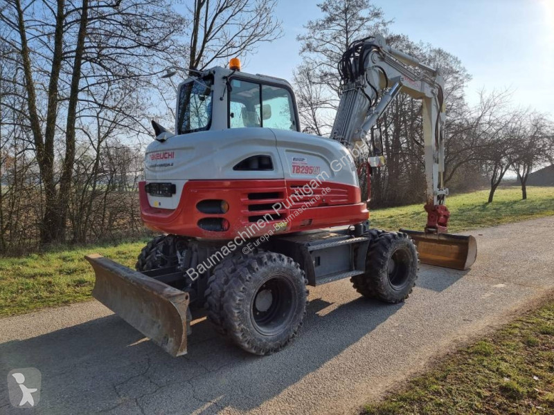 Rýpadlo Takeuchi TB 295 W