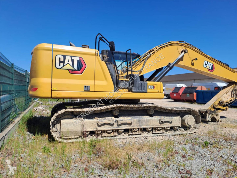 Lopatový nakládač Caterpillar