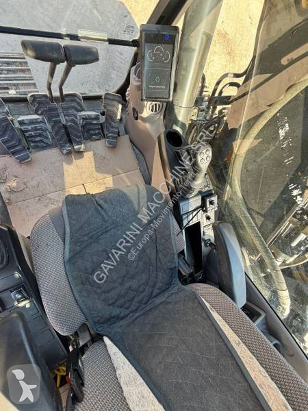 جرافة Volvo