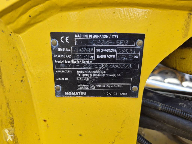 جرافة Komatsu PC80MR-5