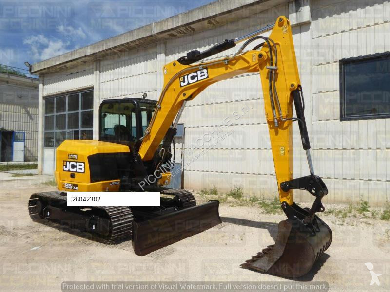 Lopatový nakládač JCB