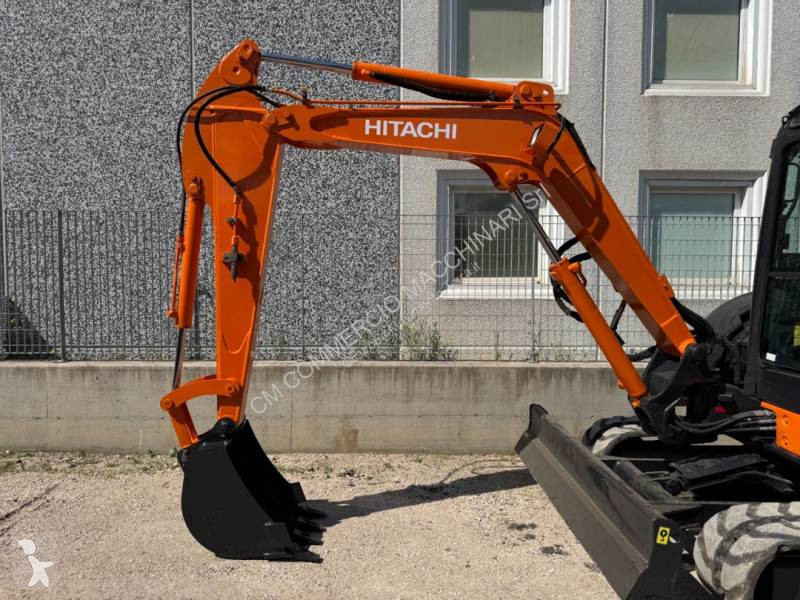 جرافة Hitachi