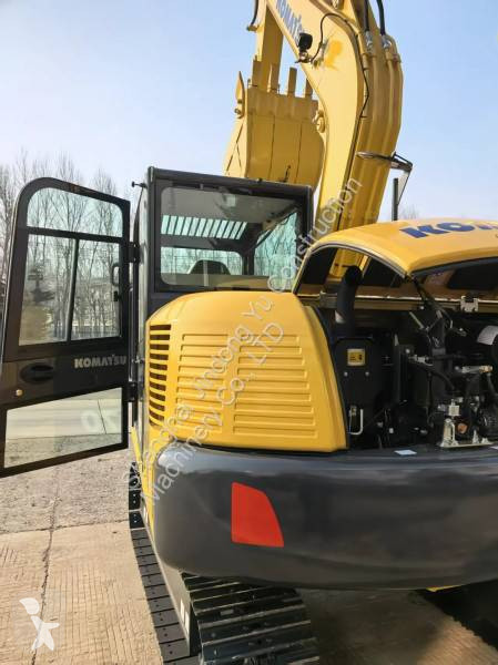جرافة Komatsu PC70-11MO