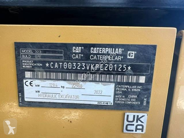 جرافة Caterpillar 323