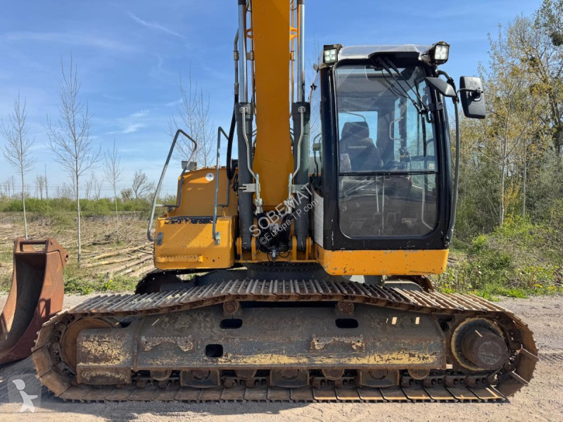 جرافة Liebherr