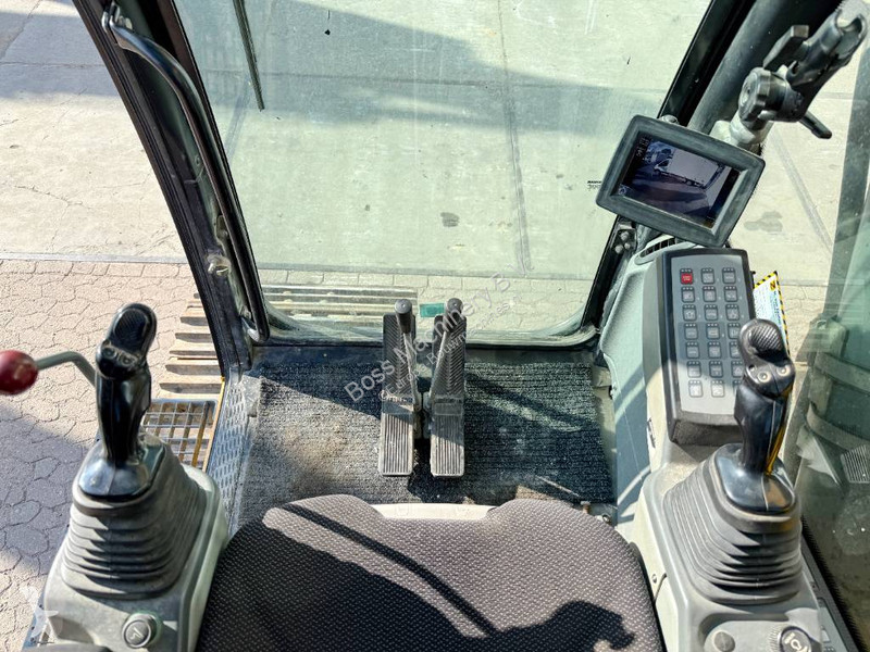 جرافة Liebherr SHD - 11 Meter - Dutch Machine /...